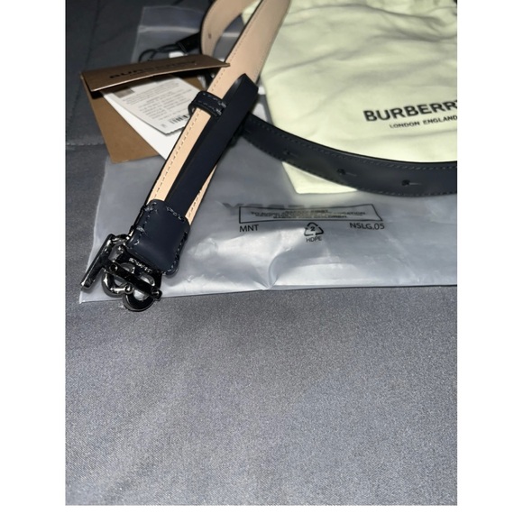 Burberry belt - Picture 3 of 6